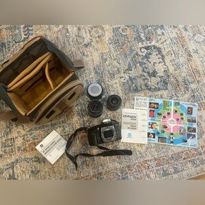 Vintage 1995 Minolta Camera and accessories